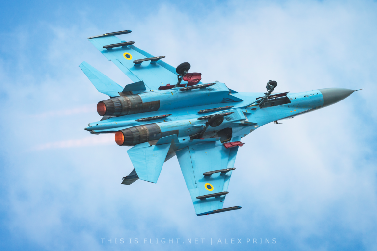 UkrAF Su-27P Flanker 4